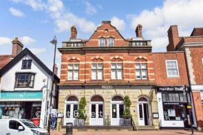 13c, High Street, East Grinstead RH19 3AF