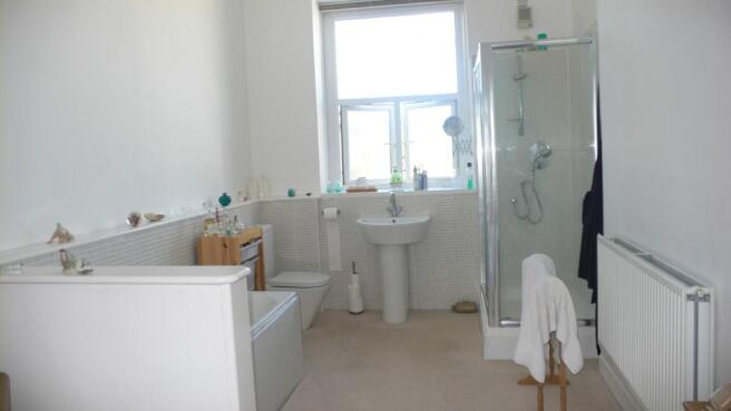 En=-Suite Bathroom