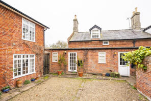 3, Old Court House, Hall Street, Long Melford CO10 9DY
