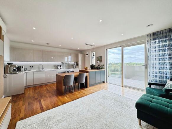 Lounge/kitchen/dining area