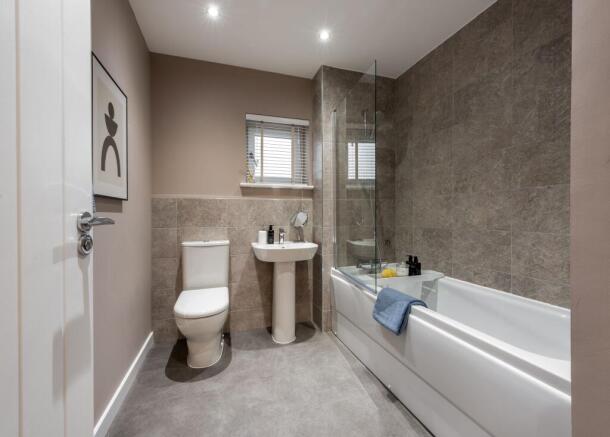 3 bed House to rent Image 6