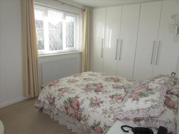 BEDROOM 2