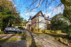 Flat 3, 26, Collegiate Crescent, Sheffield S10 2BA