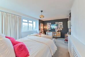 Flat 67, Horsman House Goschen Estate, Bethwin Road, London SE5 0YL