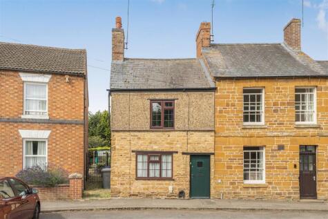 High Street, Bugbrooke, Northampton, NN7