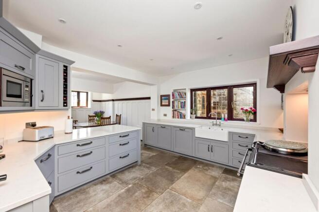 Beacon Road West, Crowborough, TN6 photo 4
