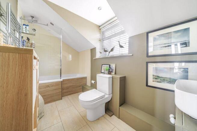 En Suite Bathroom