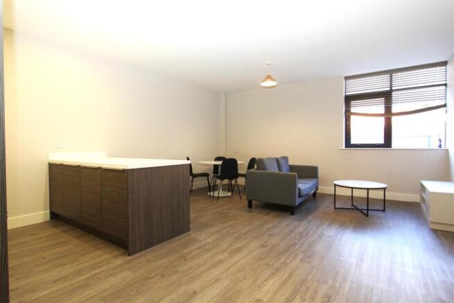 1 bed Flat to rent Image 7
