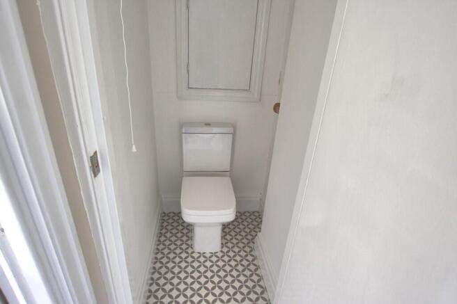 2 bed Apartment to rent Image 7