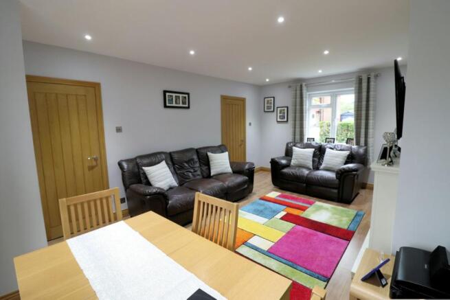 3rd Photo of Lounge