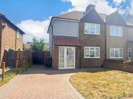 27, Overbury Crescent, New Addington, Croydon CR0 0LR