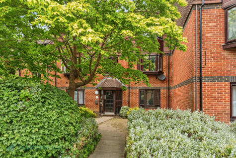 Foxhills, Woking