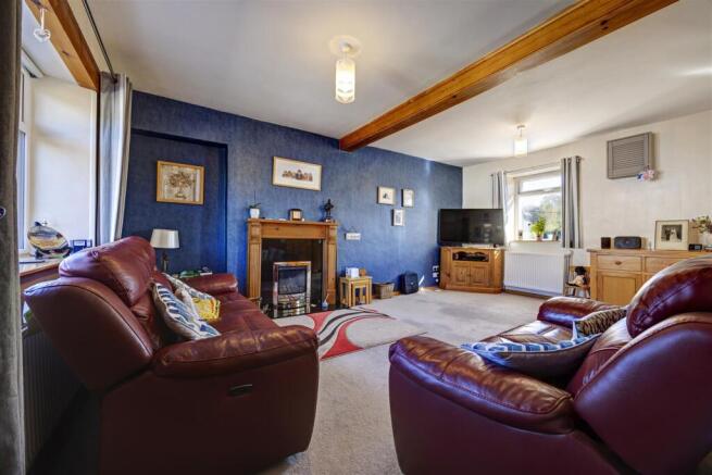 2 bed Terraced for sale Image 8