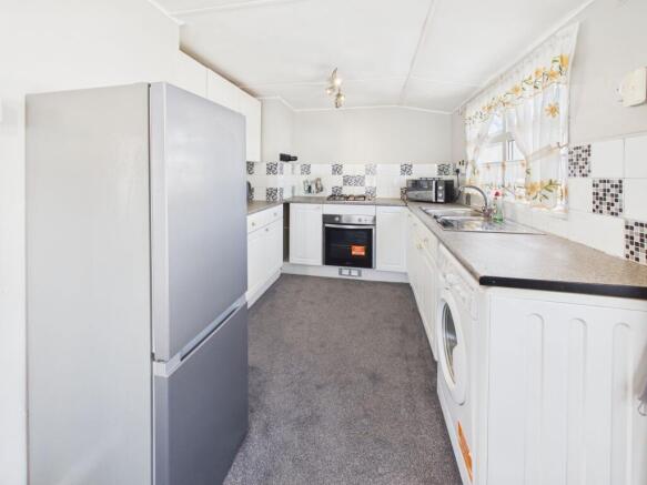 Hayden Road, Cheltenham, GL51 photo 4