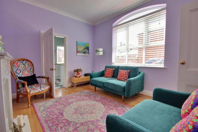 2 bed End of Terrace for sale Image 7
