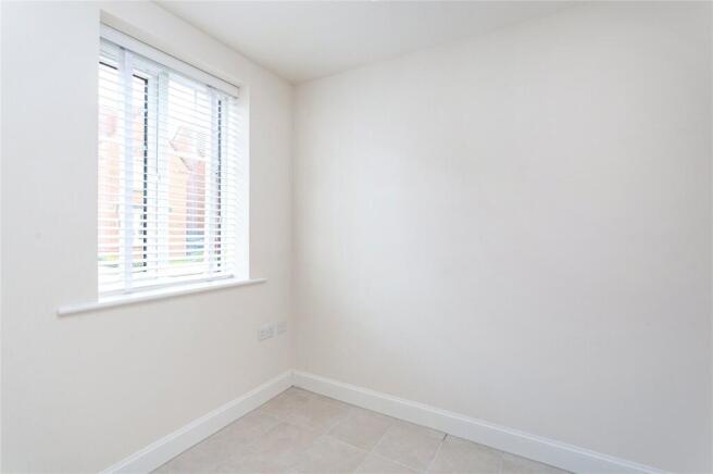 3 bed Semi-Detached for sale Image 6