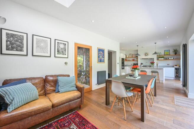 Woodcote Green Road, Epsom photo 4