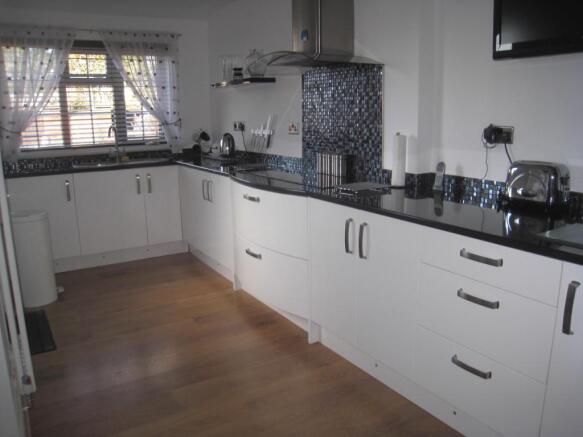 Kitchen / Dining Room