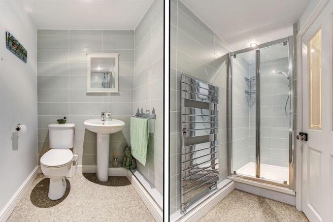 EN SUITE (BED 3)