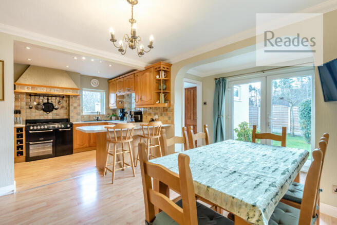 Kitchen/b'fast rm