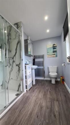 En-Suite Shower Room