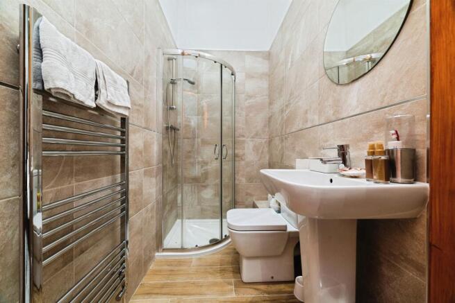 3 bed Barn Conversion for sale Image 12
