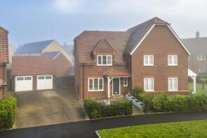 15, William Morris Way, Tadpole Garden Village, Swindon SN25 2PP
