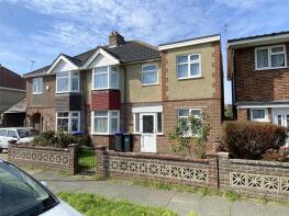 124, First Avenue, Lancing BN15 9QE