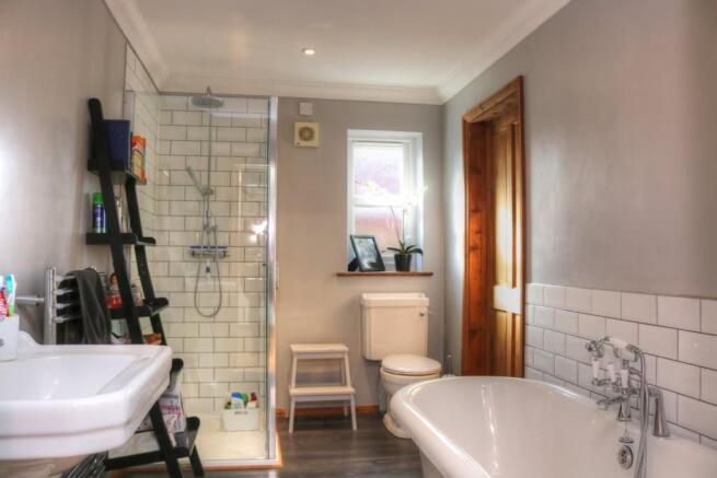 Jack & Jill Bathroom
