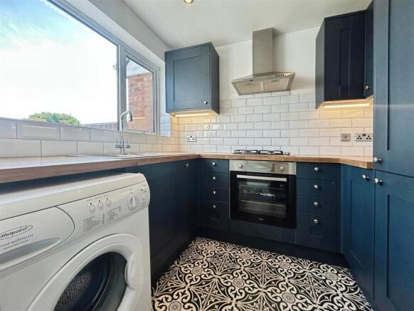 2a7a398f--4BDA-874E-5D9F1838E96D-16830-00000C5C4A9