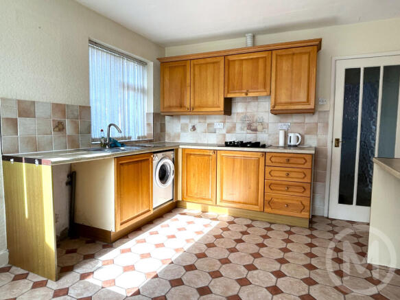 Crofton Avenue, Bispham photo 4