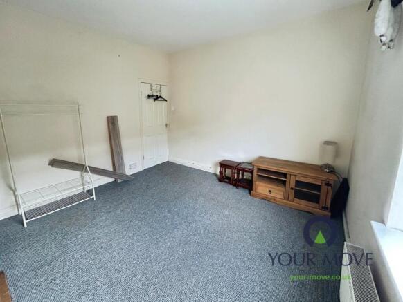 2 bed Terraced to rent Image 9