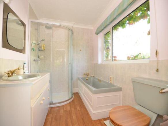 Ensuite Bathroom
