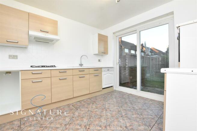 Kitchen 2 (11).jpg