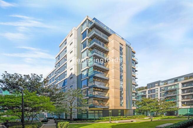 13-c5da86110-HEMS-JJ-170 DANCE SQUARE-30-medium.jp