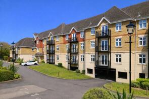 Flat 16, Mayfield Court, London Road, Bushey WD23 2NN