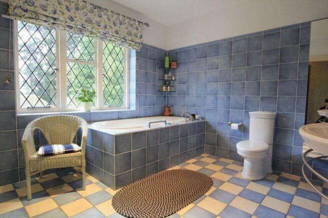 En-suite to Ma...