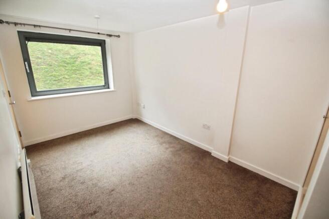 2 bed Apartment for sale Image 4