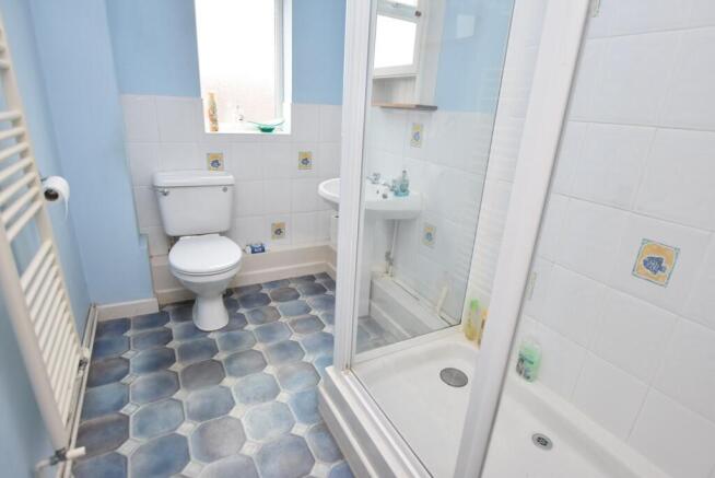 Annexe Shower Room