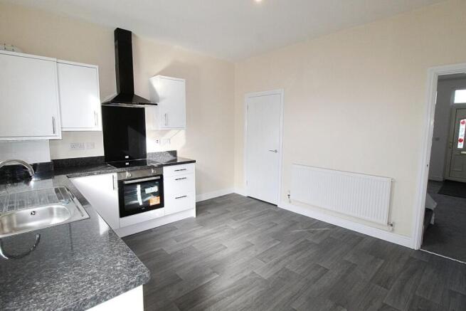 2 bed Terraced for sale Image 8