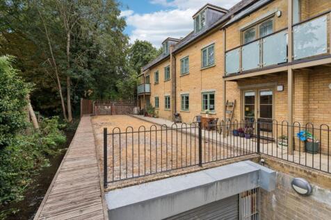 Nightingale Road, Hitchin, SG5