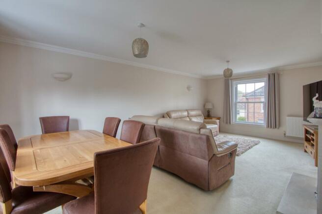Living/Dining Room
