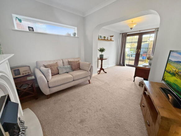 Grange Drive, Hoghton, Preston, PR5 0LP photo 4
