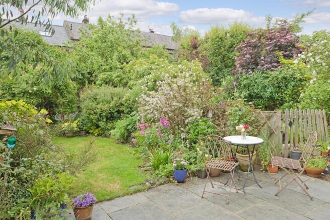 4 bed Terraced for sale Image 12