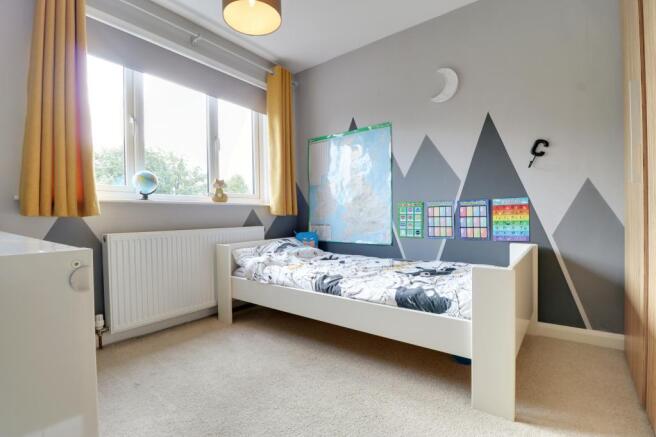 Bedroom 2 (double)