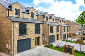 10 Lowfield House, Station Road, Meltham, Holmfirth HD9 4NL