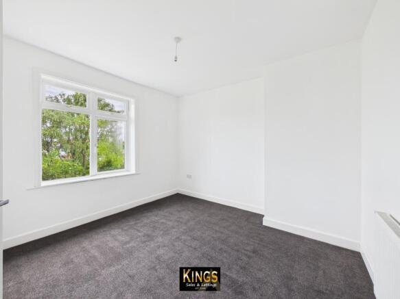 3 bed Semi-Detached for sale Image 9