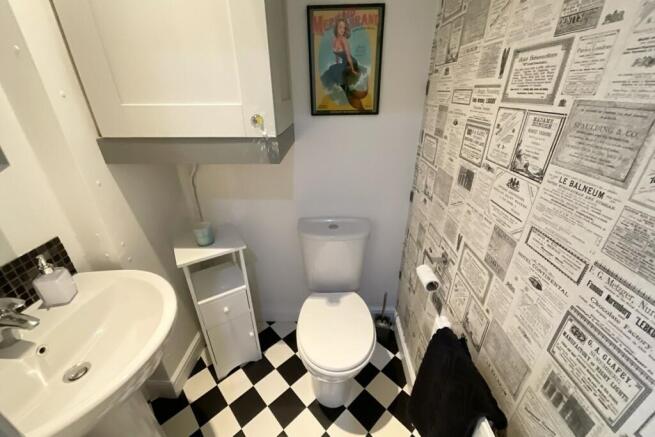 Cloakroom/WC