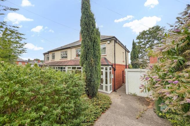 3 bed Semi-Detached for sale Image 11