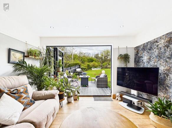 DiningLounge kitchen